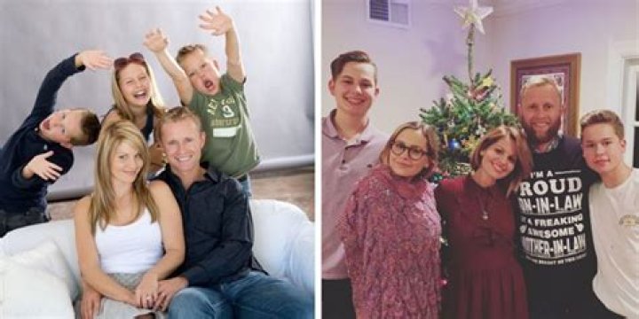 Candace Cameron Bure Claps Back After Haters Diss Her Family Christmas Photo: It’s ‘Rude’