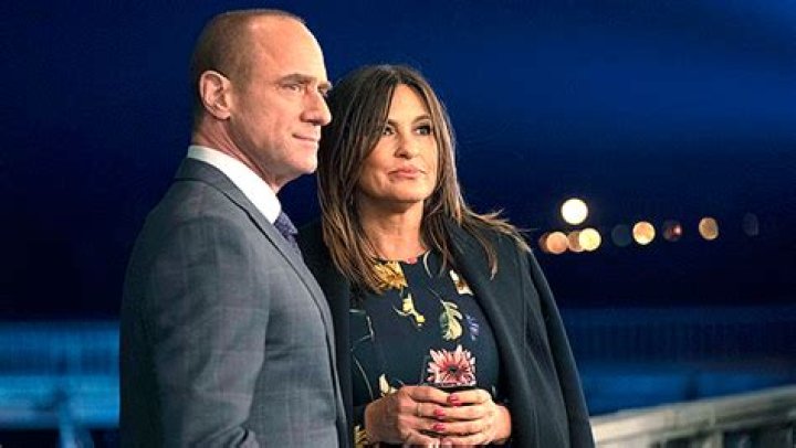 Chris Meloni Weighs In – Hollywood Life