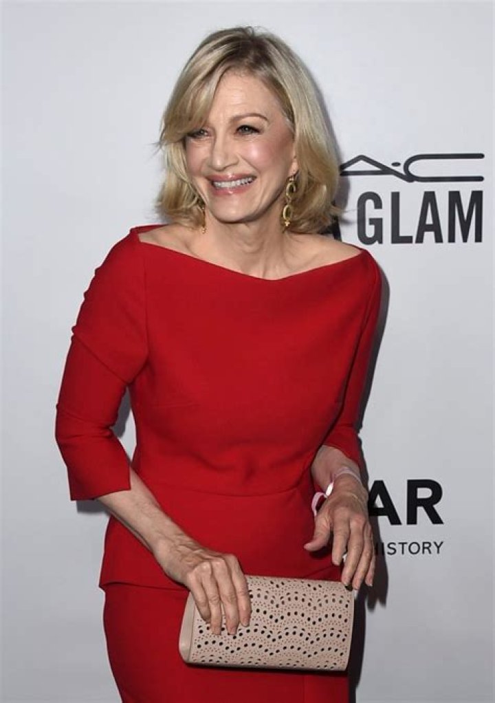 [PICS] Diane Sawyer — Photos Of The ABC News Anchor – Hollywood Life